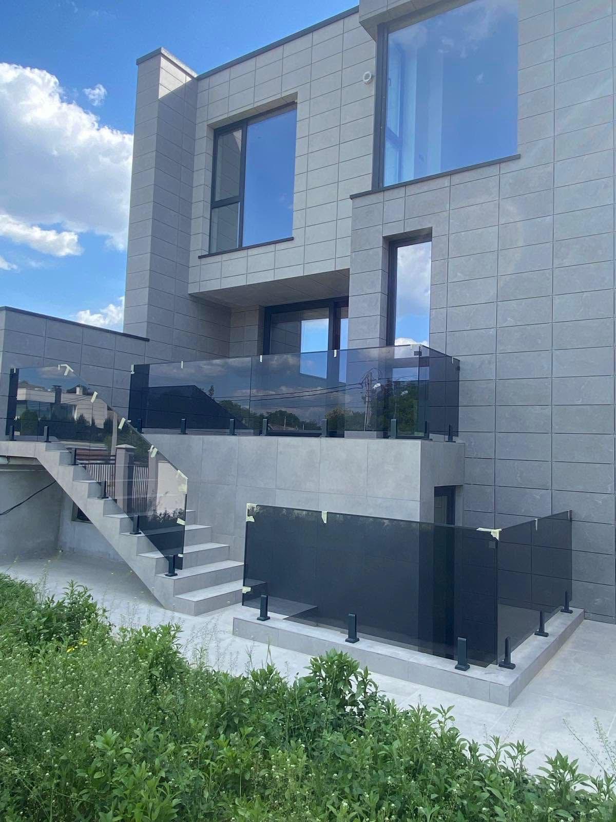 Balustrade din sticlă — fotografia 13