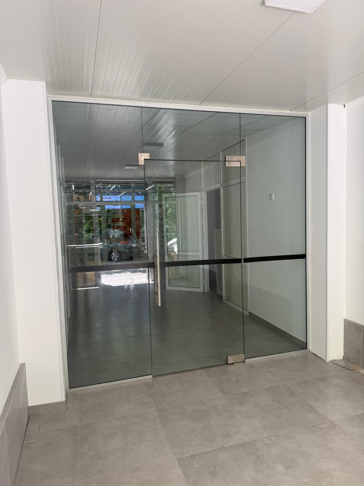 Glass partitions — photo 11